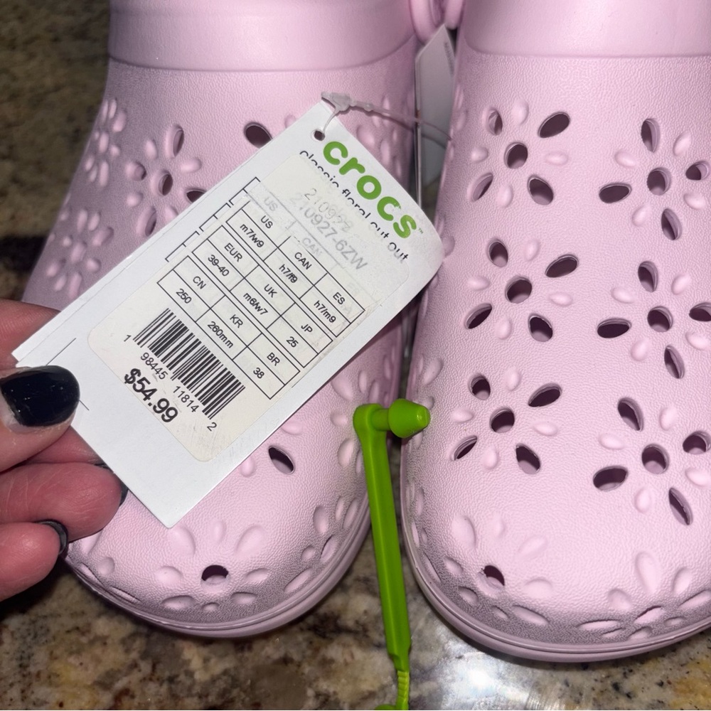 Crocs Women’s NWT - Picture 12 of 12